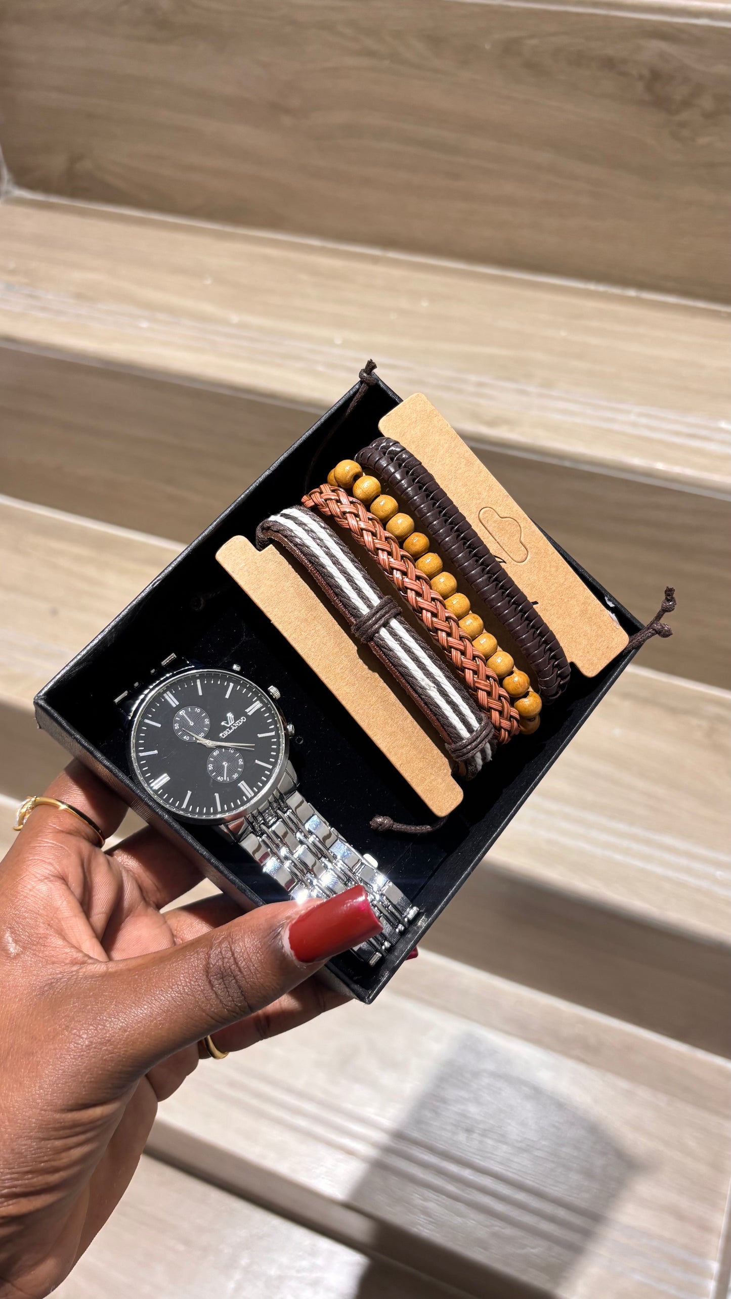 THE RUN AWAY GIFT SET